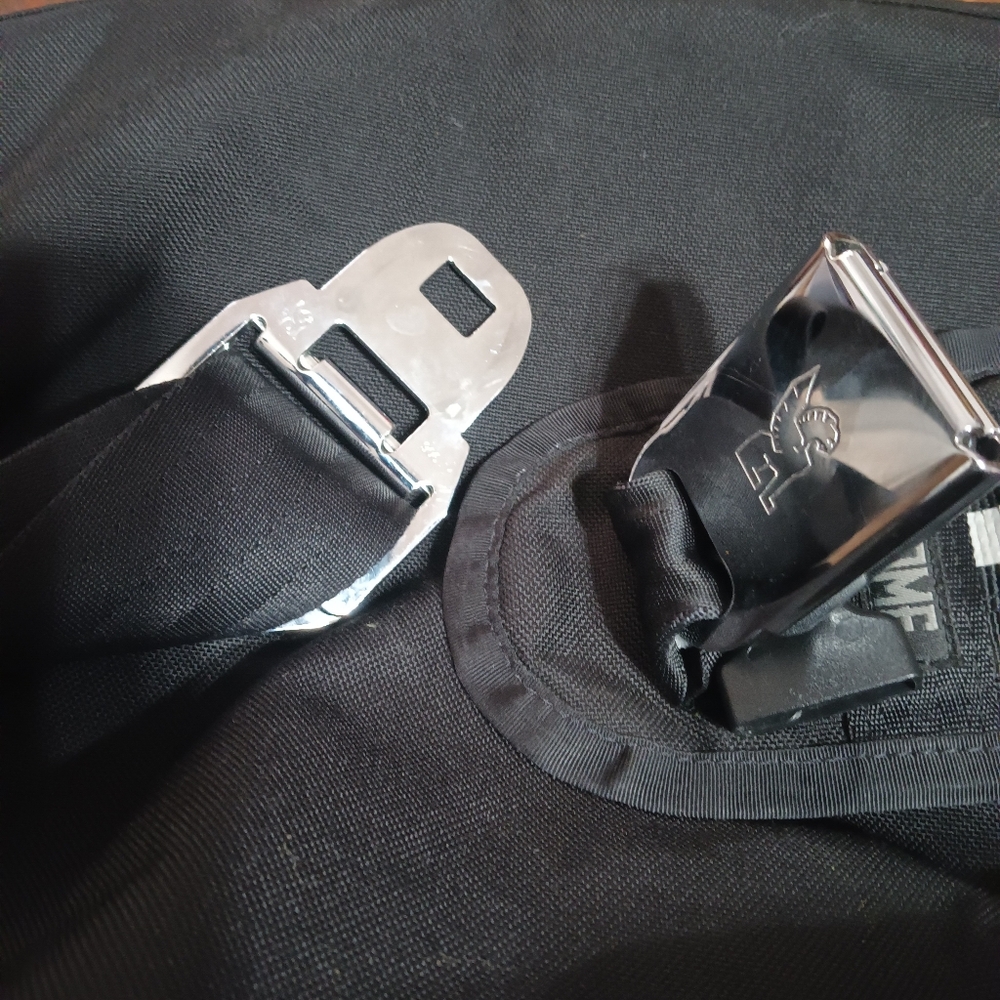 Chrome Black Messenger Bag - Picture 8 of 10